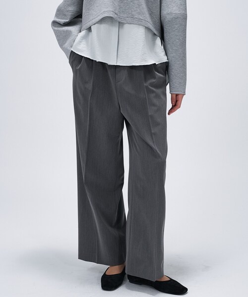 cloenc(クロエンス)の「【セットアップ/マシンウォッシュ】イージータックワイドパンツ(その他パンツ・レディース・ナチュラル/ダークグレー・02/03/01)」の17枚目の写真