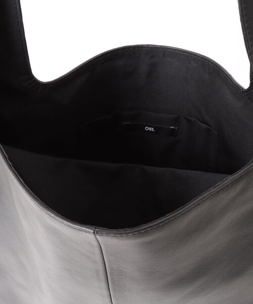 B.I.D.(ビーアイディー)の「【ONE./ワンドット】レザートートBAG / ONE-003(トートバッグ・レディース・ブラック・FREE)」の4枚目の写真