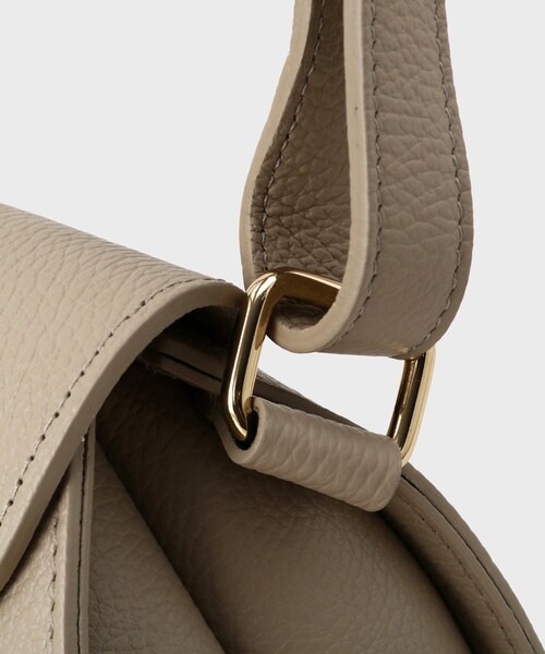 GALLEST（ギャレスト）の「レザーフラップショルダーバッグ（ショルダーバッグ・レディース・ブラウン系その他/ベージュ・00）」の6枚目の写真