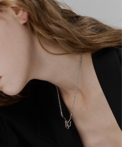 Su1.（スイ）の「【Su1.】【金属アレルギー対応】【ステンレス】ツイストチェーンフックネックレス（ネックレス・レディース・ゴールド/シルバー・FREE）」の21枚目の写真