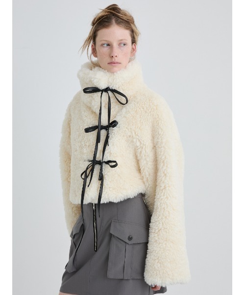 SORIN（ソリン　）の「Synthetic Fur Lace-up Jacket/シンセティックファー レースアップジャケット（その他アウター・レディース・ブラック/アニマル/オフホワイト/キャメル・38）」の18枚目の写真