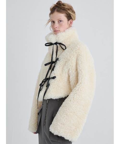 SORIN（ソリン　）の「Synthetic Fur Lace-up Jacket/シンセティックファー レースアップジャケット（その他アウター・レディース・ブラック/アニマル/オフホワイト/キャメル・38）」の21枚目の写真