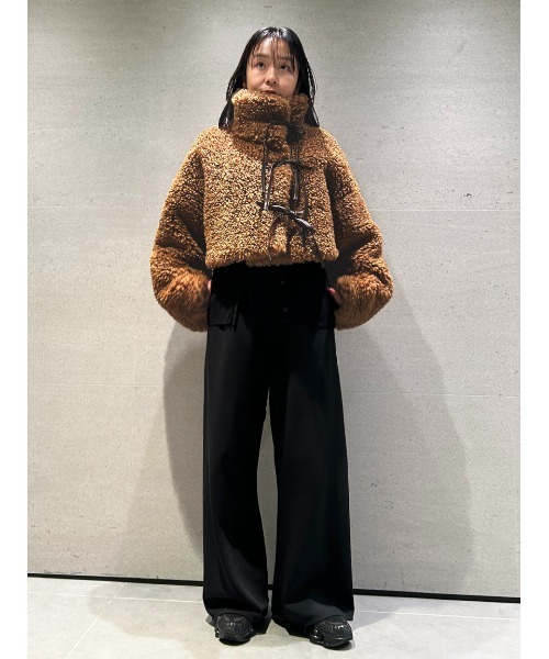 SORIN（ソリン　）の「Synthetic Fur Lace-up Jacket/シンセティックファー レースアップジャケット（その他アウター・レディース・ブラック/アニマル/オフホワイト/キャメル・38）」の5枚目の写真