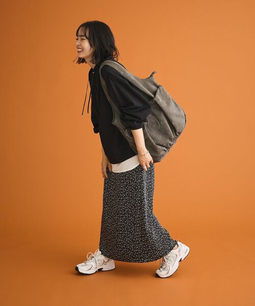 Green　Parks（グリーンパークス）の「ダンボール抜け衿プルオーバー（スウェット・レディース・ダークグレー/ライトベージュ/グレイッシュベージュ/ブラック・FREE）」の10枚目の写真