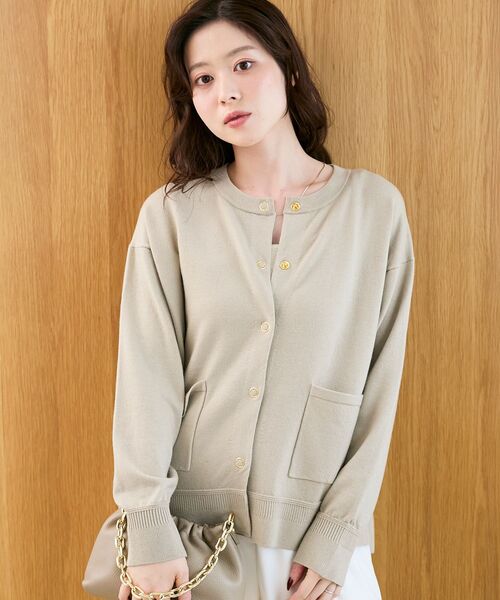le.coeur blanc（ルクールブラン）の「リングボタンクルーカーディガン（カーディガン/ボレロ・レディース・ブラウン系その他2/ブラック系その他/ダークグリーン/ボルドー/ベージュ・38）」の8枚目の写真