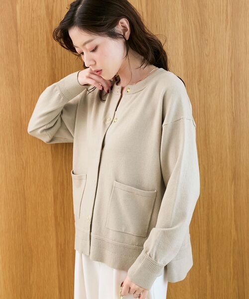 le.coeur blanc（ルクールブラン）の「リングボタンクルーカーディガン（カーディガン/ボレロ・レディース・ブラウン系その他2/ブラック系その他/ダークグリーン/ボルドー/ベージュ・38）」の14枚目の写真