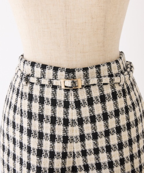 one after another NICE CLAUP（ワンアフターアナザーナイスクラップ）の「ベルト付きショートパンツ（その他パンツ・レディース・チャコールグレー/ブラック/ホワイト×ブラック/ホワイト・FREE）」の21枚目の写真