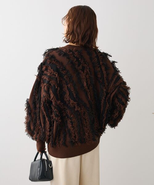 ELENCARE DUE(エレンカーレデュエ)の「・ELENCARE DUE フリンジジャカードカーディガン(カーディガン/ボレロ・レディース・ブラウン/グレー/ベージュ・FREE)」の10枚目の写真