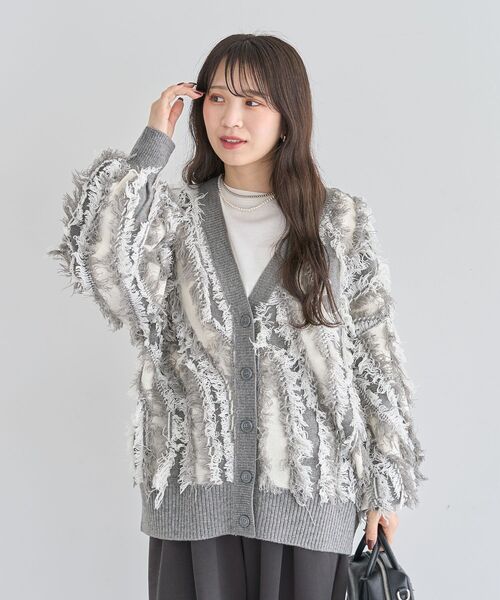 ELENCARE DUE(エレンカーレデュエ)の「・ELENCARE DUE フリンジジャカードカーディガン(カーディガン/ボレロ・レディース・ブラウン/グレー/ベージュ・FREE)」の17枚目の写真