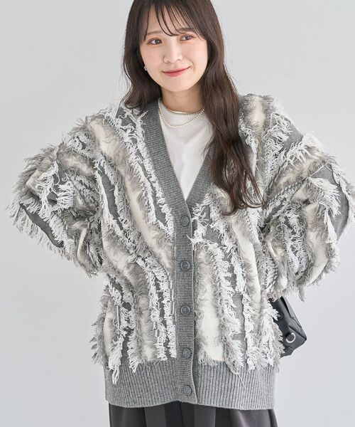 ELENCARE DUE(エレンカーレデュエ)の「・ELENCARE DUE フリンジジャカードカーディガン(カーディガン/ボレロ・レディース・ブラウン/グレー/ベージュ・FREE)」の20枚目の写真
