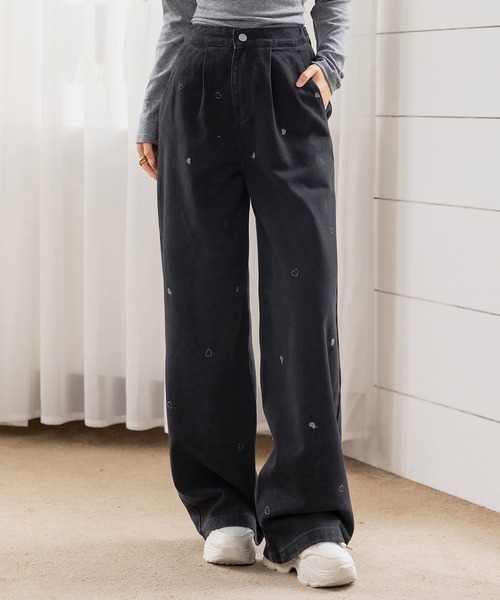 DAY CLOSET（デイ クローゼット）の「【ゆるっと可愛い小粒ハート刺繍】ハイウエスト デニム パンツ レディース（デニムパンツ・レディース・ネイビー/ブラック・S/M/L）」の3枚目の写真