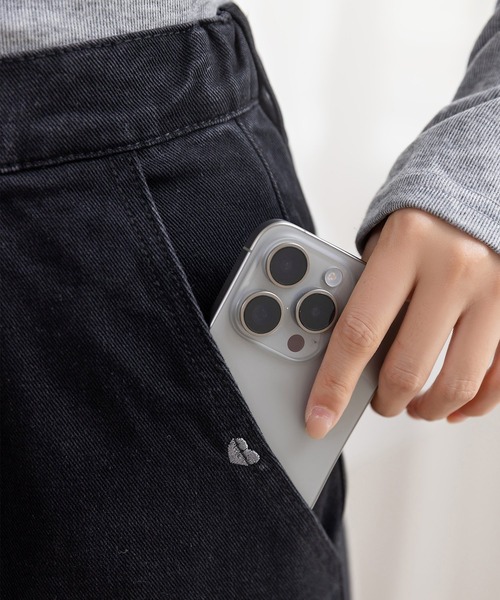 DAY CLOSET（デイ クローゼット）の「【ゆるっと可愛い小粒ハート刺繍】ハイウエスト デニム パンツ レディース（デニムパンツ・レディース・ネイビー/ブラック・S/M/L）」の19枚目の写真