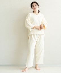 RIO（リオ）の「【着る保湿クリーム】Ｗガーゼ×無撚糸パイルVネックプルオーバーパジャマ8分袖（ルームウェア/パジャマ）」