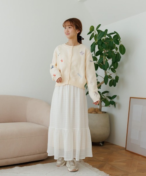 flower(フラワー)の「ファニーグラフィティニット(カーディガン/ボレロ・レディース・グレー・FREE)」の4枚目の写真