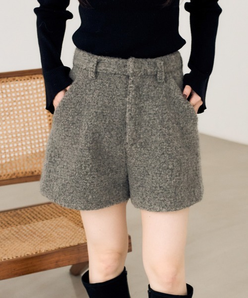 Heather(ヘザー)の「ボアシャギータイトショートパンツ 611462(その他パンツ・レディース・グレー/ベージュ・FREE)」の1枚目の写真