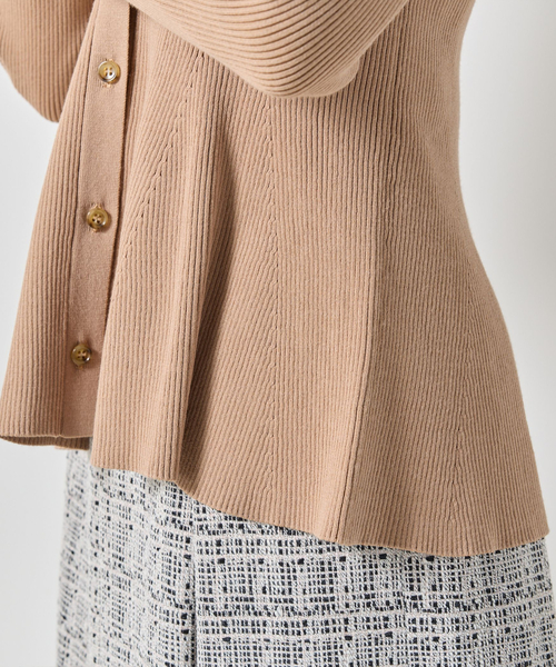 NARACAMICIE(ナラカミーチェ)の「【NARACAMICIE】フレアペプラムカーディガン(カーディガン/ボレロ・レディース・ブラウン/ブラック・M)」の12枚目の写真