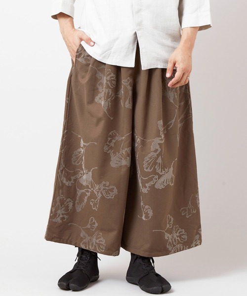 倭物やカヤ(ワモノヤカヤ)の「【倭物やカヤ】霞葉紋メンズワイドパンツ(その他パンツ・メンズ・ネイビー/スミクロ/ブラウン・FREE)」の3枚目の写真