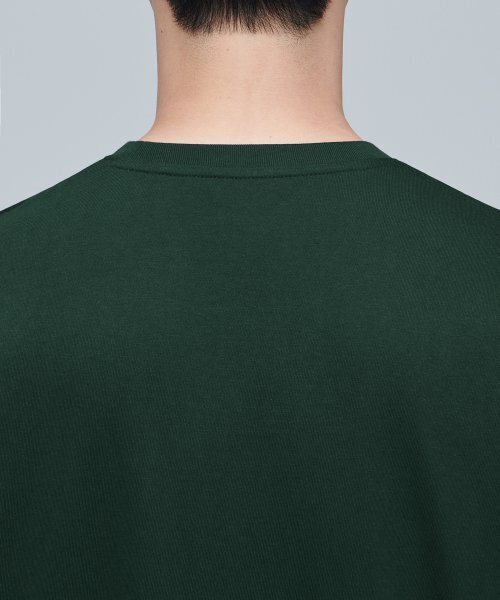 MUSINSA STANDARD（ムシンサスタンダード）の「リラックスフィットクルーネックTシャツ2 [ディープグリーン]（Tシャツ/カットソー・メンズ・その他・XX-LARGE/XXX-LARGE/SMALL/MEDIUM/LARGE/X-LARGE）」の5枚目の写真