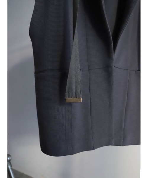 FIL DE FER（フィルデフェール）の「コットングリッド　ロングベスト（ベスト・レディース・チャコールグレー・FREE）」の6枚目の写真