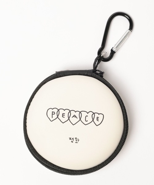 ALAND（エーランド）の「【UNISEX】ALAND×INAPSQUARE／ラウンドミニポーチ（ポーチ・レディース・ホワイト/ブラック・FREE）」の7枚目の写真