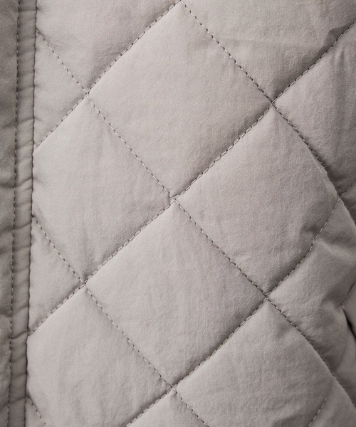 ABAHOUSE GRAY（アバハウスグレイ）の「【コーデュロイ襟】ラグラン 中綿キルティング ジャケット（ブルゾン・メンズ・ブラック/モカ・46/48/50）」の16枚目の写真