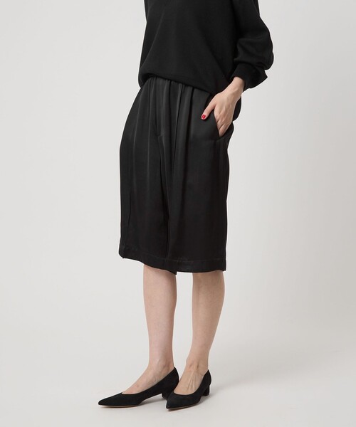 【新品】conte＞サテン ハーフパンツ　ブラック セール】＜conte＞サテン ハーフパンツ（その他パンツ）｜conte