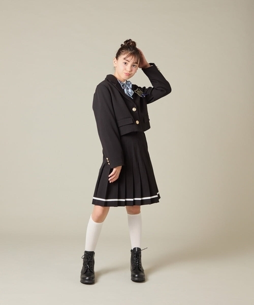 a.v.v（アーヴェヴェ）の「[150-160]【卒服】ラインプリーツスカート（スカート・キッズ・ベージュ/ブラック・150/160）」の6枚目の写真