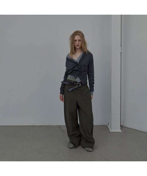 LCDC TM(エルシーディーシーティーエム)の「CURVED SNAP PANTS (KHAKI)(その他パンツ・レディース・その他・SMALL/MEDIUM)」の1枚目の写真