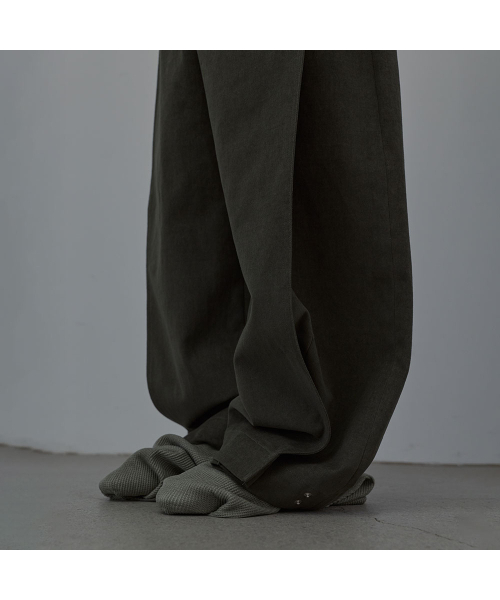 LCDC TM(エルシーディーシーティーエム)の「CURVED SNAP PANTS (KHAKI)(その他パンツ・レディース・その他・SMALL/MEDIUM)」の8枚目の写真