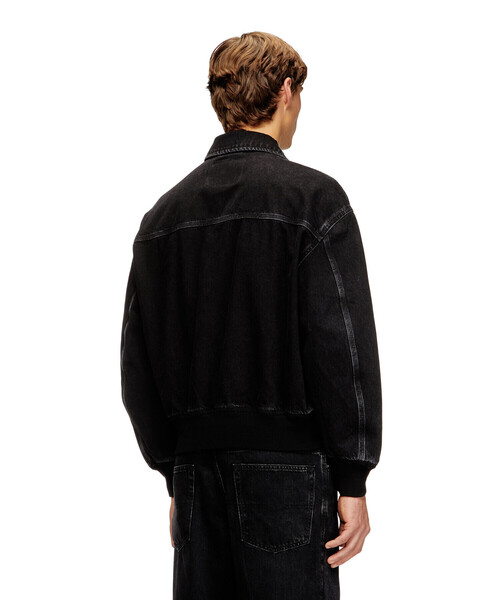 DIESEL（ディーゼル）の「メンズ  ジップアップ ブラックデニムジャケット D-KURZ（デニムジャケット・メンズ・ブラック・XX-LARGE/LARGE/MEDIUM/SMALL/X-SMALL）」の4枚目の写真