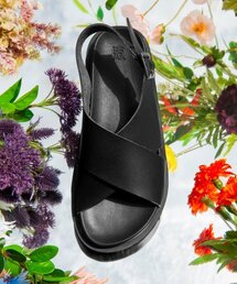 YASE（ヤセ）の「オフィスサンダルレザーブラック549（サンダル）」