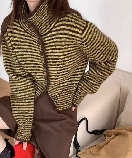 ONEP STAR（ワンピスター）の「配色ボーダーニットカーディガン（カーディガン/ボレロ・レディース・ピンク/イエロー/ブルー・FREE）」の21枚目の写真