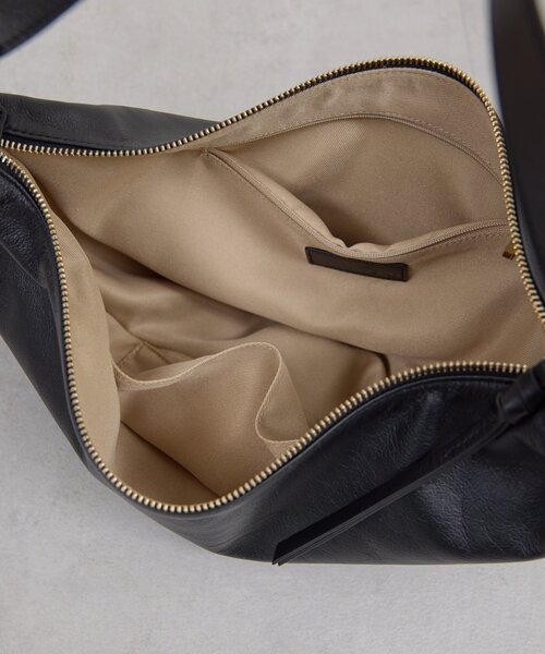 2.718】タッククロスボディバッグ（ショルダーバッグ