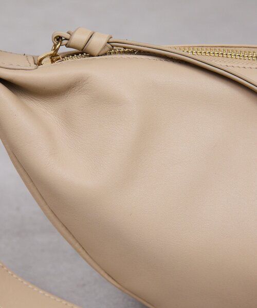 GALLARDAGALANTE（ガリャルダガランテ）の「【2.718】タッククロスボディバッグ（ショルダーバッグ・レディース・ブラック/ベージュ・FREE）」の13枚目の写真