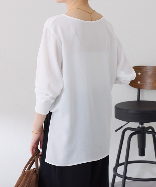 COLLAGE GALLARDAGALANTE（コラージュガリャルダガランテ）の「スクエアネックジョーゼットロゴロンT（Tシャツ/カットソー・レディース・ライトイエロー/チャコールグレー/オフホワイト・FREE）」の7枚目の写真