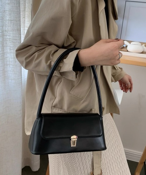 ampm(エーエムピーエム)の「スクエアミニショルダーバッグ(ショルダーバッグ・レディース・ブラック/ブラウン・FREE)」の7枚目の写真