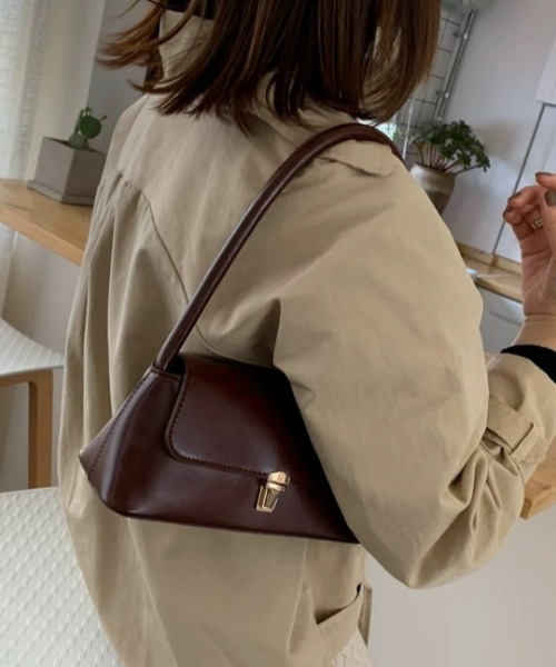 ampm(エーエムピーエム)の「スクエアミニショルダーバッグ(ショルダーバッグ・レディース・ブラック/ブラウン・FREE)」の14枚目の写真