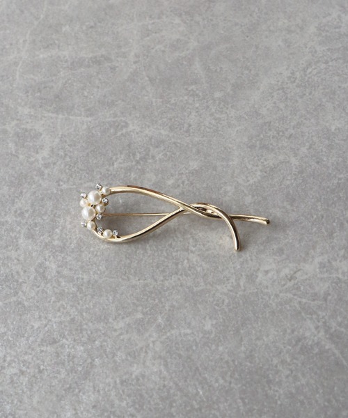 BLUEEAST(ブルーイースト)の「ビジュパールクロスブローチ(ブローチ/コサージュ・レディース・シルバー/ゴールド・FREE)」の10枚目の写真