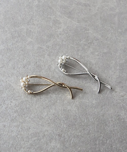 BLUEEAST(ブルーイースト)の「ビジュパールクロスブローチ(ブローチ/コサージュ・レディース・シルバー/ゴールド・FREE)」の9枚目の写真