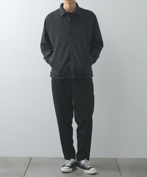 WHITE MOUNTAINEERING（ホワイトマウンテニアリング）の「【White Mountaineering / ホワイトマウンテニアリング】別注 JERSEY TUCK EASY TAPARED PANTS（その他パンツ・メンズ・ブラック/ダークグレー・2/0/1）」の3枚目の写真
