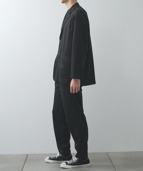 WHITE MOUNTAINEERING（ホワイトマウンテニアリング）の「【White Mountaineering / ホワイトマウンテニアリング】別注 JERSEY TUCK EASY TAPARED PANTS（その他パンツ・メンズ・ブラック/ダークグレー・2/0/1）」の9枚目の写真