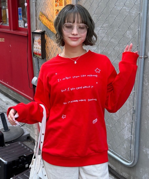 UNDERSTATEMENTs（アンダーステイトメント）の「【ユニセックス】アートデザインプリントスウェット（スウェット・メンズ・レッド/イエロー/ブラック・LARGE/MEDIUM）」の3枚目の写真