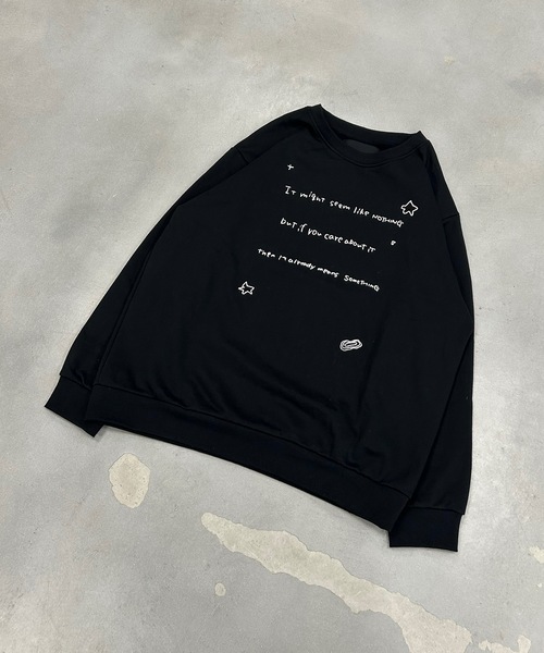 UNDERSTATEMENTs（アンダーステイトメント）の「【ユニセックス】アートデザインプリントスウェット（スウェット・メンズ・レッド/イエロー/ブラック・LARGE/MEDIUM）」の12枚目の写真