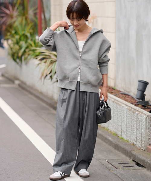 JOURNAL STANDARD relume（ジャーナルスタンダード　レリューム）の「《追加》フーディーコンパクトブルゾン（パーカー・レディース・チャコールグレー/アイボリー/ブラウン・FREE）」の9枚目の写真