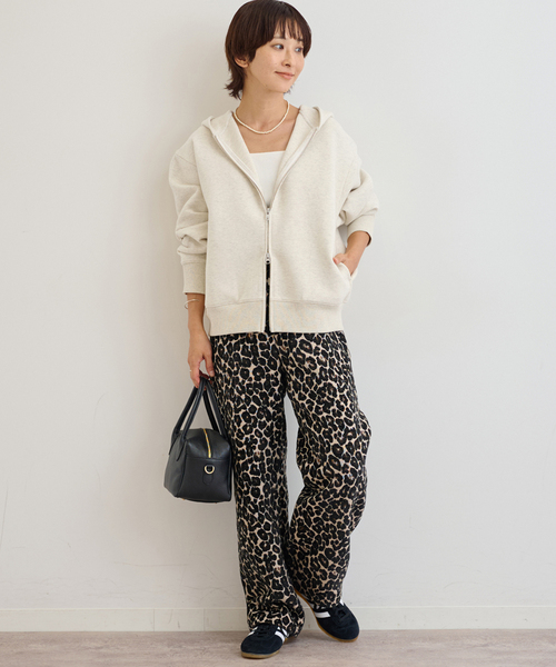 JOURNAL STANDARD relume（ジャーナルスタンダード　レリューム）の「《追加》フーディーコンパクトブルゾン（パーカー・レディース・チャコールグレー/アイボリー/ブラウン・FREE）」の16枚目の写真