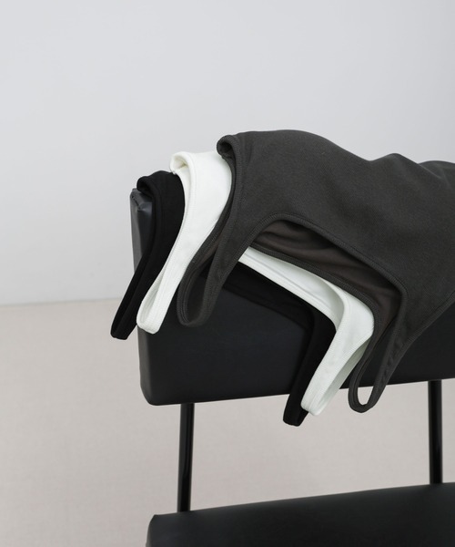 select MOCA（セレクトモカ）の「【機能素材】カップ付きスクエアネックテレコタンクトップ（タンクトップ・レディース・オフホワイト/ブラック/スミクロ・SMALL/MEDIUM/LARGE）」の16枚目の写真