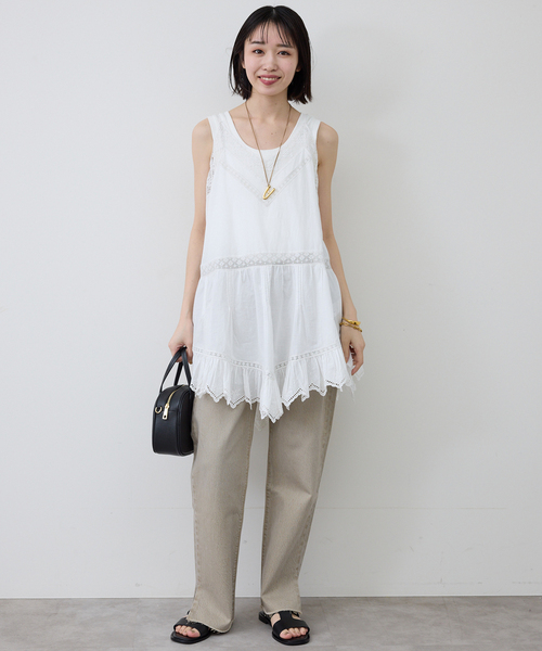 SLOBE IENA(スローブイエナ)の「リバーレースキャミワンピース(シャツ/ブラウス・レディース・ブラック/ホワイト・FREE)」の8枚目の写真