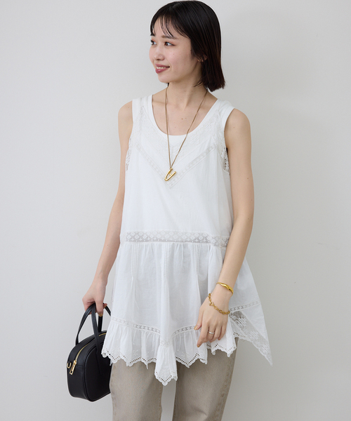 SLOBE IENA(スローブイエナ)の「リバーレースキャミワンピース(シャツ/ブラウス・レディース・ブラック/ホワイト・FREE)」の12枚目の写真