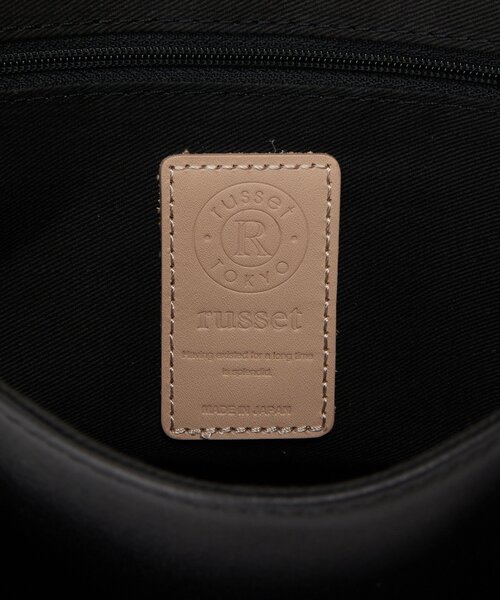 russet（ラシット）の「《@__serako.r__企画》ソフトレザーフラップミニトートバッグ（トートバッグ・レディース・ライトグレー/ブラック・FREE）」の9枚目の写真