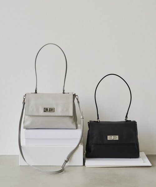 russet（ラシット）の「《@__serako.r__企画》ソフトレザーフラップミニトートバッグ（トートバッグ・レディース・ライトグレー/ブラック・FREE）」の21枚目の写真